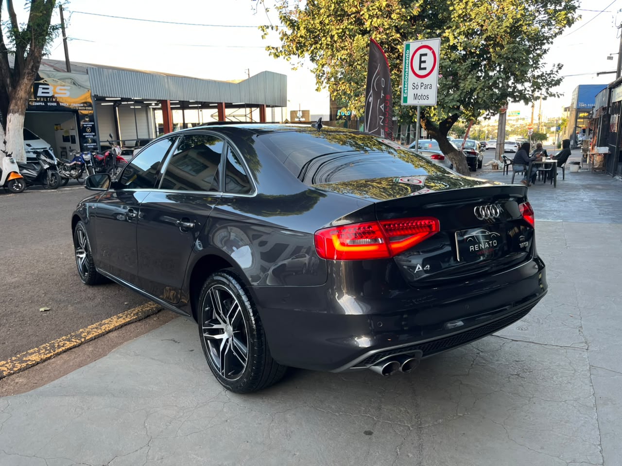 Audi A4 S Line 1.8 TFSI - foto 7