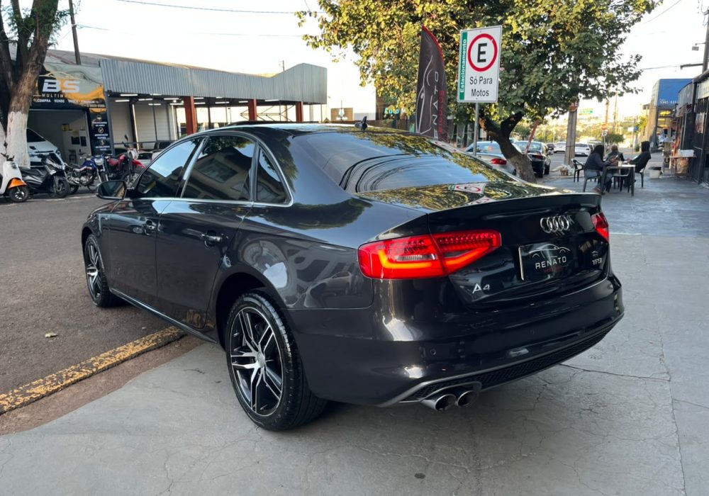Audi A4 S Line 1.8 TFSI - foto 8
